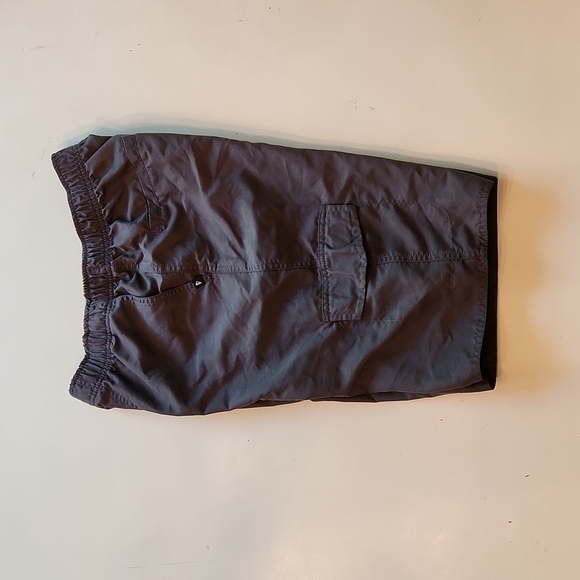 Quicksilver gray extra large elastic waist shorts - Picture 3 of 11